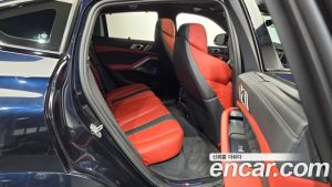 BMW X6M 4.4 Competition 2023 года из Южной Кореи