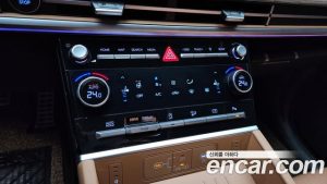 Hyundai Santafe Бензин 2.5T 4WD 2024 года из Южной Кореи