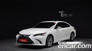 Lexus ES Executive 2025 года из Южной Кореи