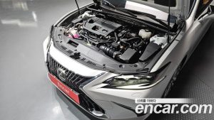 Lexus ES Executive 2025 года из Южной Кореи