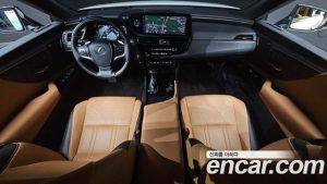Lexus ES Executive 2025 года из Южной Кореи