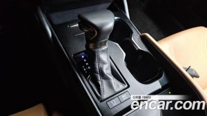 Lexus ES Executive 2025 года из Южной Кореи