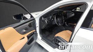 Lexus ES Executive 2025 года из Южной Кореи