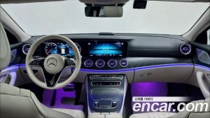 Mercedes-Benz CLS-Class CLS300d 4MATIC 2023 года из Южной Кореи
