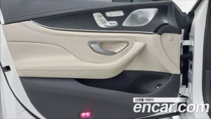 Mercedes-Benz CLS-Class CLS300d 4MATIC 2023 года из Южной Кореи