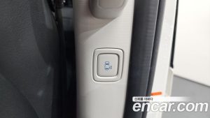 Hyundai Staria HEV 1.6 Tourer 9-Seater 2025 года из Южной Кореи