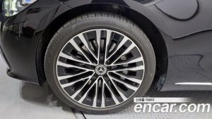 Mercedes-Benz S-Class S450L 4MATIC 2024 года из Южной Кореи