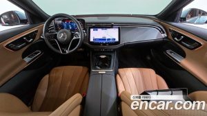 Mercedes-Benz E-Class E200 Avantgarde 2025 года из Южной Кореи
