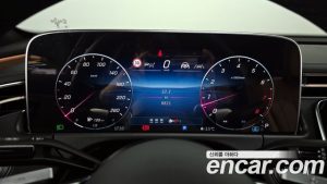 Mercedes-Benz E-Class E200 Avantgarde 2025 года из Южной Кореи