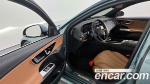 Mercedes-Benz E-Class E200 Avantgarde 2025 года из Южной Кореи
