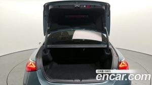 Mercedes-Benz E-Class E200 Avantgarde 2025 года из Южной Кореи