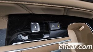 Kia Sorento HEV 1.6 2WD 2024 года из Южной Кореи