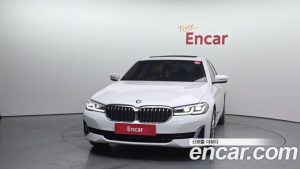 BMW 5-Series 520i Luxury 2023 года из Южной Кореи