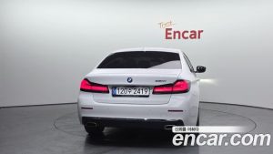 BMW 5-Series 520i Luxury 2023 года из Южной Кореи