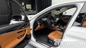 BMW 5-Series 520i Luxury 2023 года из Южной Кореи