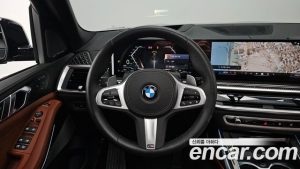 BMW X7 xDrive 40d M Sport 7-Seater 2025 года из Южной Кореи