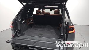 BMW X7 xDrive 40d M Sport 7-Seater 2025 года из Южной Кореи