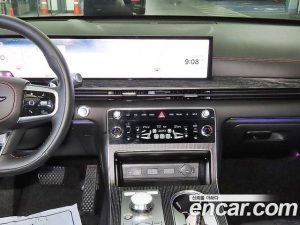 Genesis GV80 2.5T Бензин AWD 2024 года из Южной Кореи