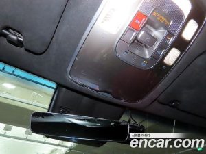 Genesis GV80 2.5T Бензин AWD 2024 года из Южной Кореи