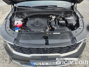 Kia Sorento Дизель 2.2 2WD 2025 года из Южной Кореи