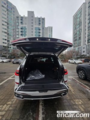 BMW X7 xDrive 40d M Sport 7-Seater 2025 года из Южной Кореи