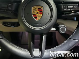 Porsche Taycan Base 2023 года из Южной Кореи