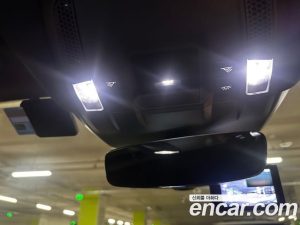Porsche Taycan Base 2023 года из Южной Кореи