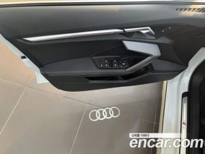 Audi A3 40 TFSI Premium 2025 года из Южной Кореи