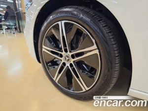 Mercedes-Benz A-Class A220 SEDAN 2025 года из Южной Кореи