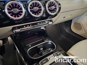 Mercedes-Benz A-Class A220 SEDAN 2025 года из Южной Кореи