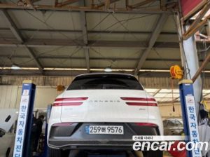 Genesis GV70 2.5T Бензин AWD 2025 года из Южной Кореи