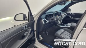 BMW X7 xDrive 40i M Sport 6 2024 года из Южной Кореи