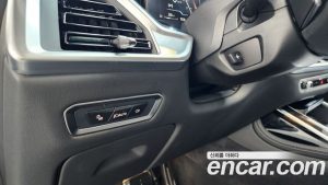 BMW X7 xDrive 40i M Sport 6 2024 года из Южной Кореи