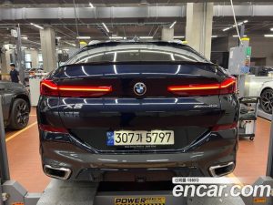 BMW X6 xDrive40i M Sport 2023 года из Южной Кореи