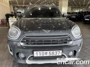 Mini Countryman CLASSIC Plus COMFORT PACK 2023 года из Южной Кореи