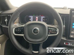 Volvo S90 B5 Ultra Bright 2026 года из Южной Кореи