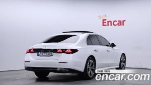 Mercedes-Benz E-Class E200 Avantgarde 2024 года из Южной Кореи