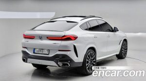 BMW X6 xDrive40i M Sport 2025 года из Южной Кореи