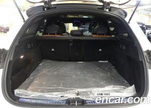 Mercedes-Benz GLC-Class GLC300 4MATIC AMG Line 2023 года из Южной Кореи