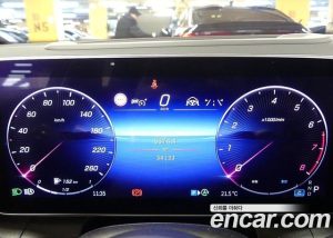 Mercedes-Benz GLC-Class GLC300 4MATIC AMG Line 2023 года из Южной Кореи