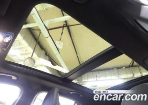 Mercedes-Benz GLC-Class GLC300 4MATIC AMG Line 2023 года из Южной Кореи