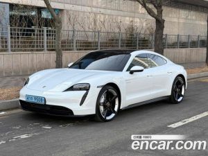Porsche Taycan 4S 2024 года из Южной Кореи