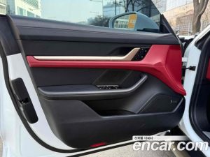 Porsche Taycan 4S 2024 года из Южной Кореи