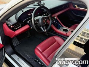 Porsche Taycan 4S 2024 года из Южной Кореи