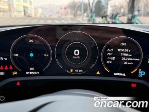 Porsche Taycan 4S 2024 года из Южной Кореи
