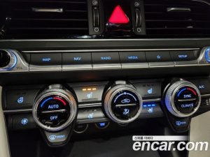 Genesis G70 Бензин 2.0T 4WD 2024 года из Южной Кореи