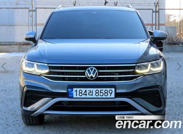 Volkswagen Tiguan 2.0 TSI Prestige 2023 года из Кореи