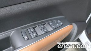 Renault-KoreaSamsung QM6 2.0 GDe RE Signature 2WD 2022 года из Южной Кореи