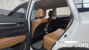 Renault-KoreaSamsung QM6 2.0 GDe RE Signature 2WD 2022 года из Южной Кореи