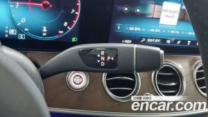 Mercedes-Benz S-Class S500 4MATIC 2025 года из Южной Кореи